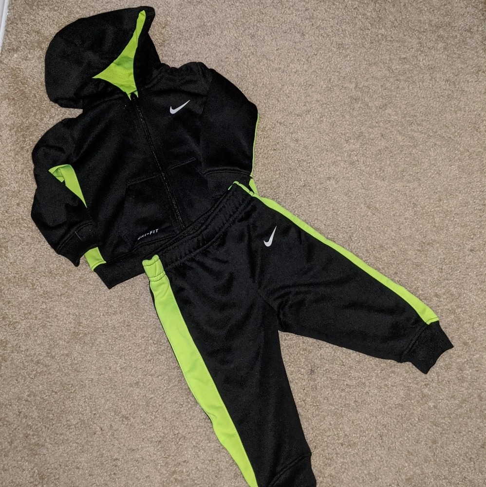 Baby Nike Dri-fit suit
